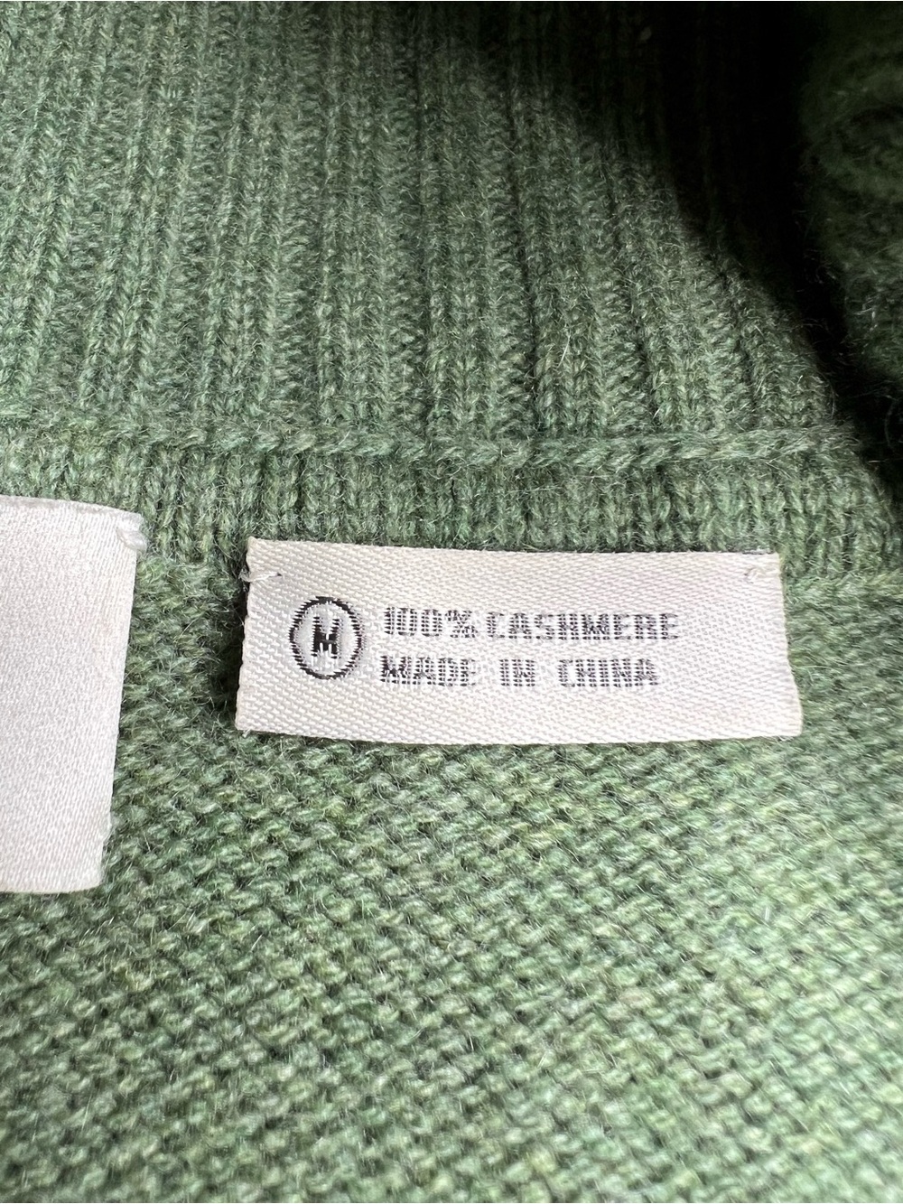 Neiman Marcus Cashmere Sweater - Light Sage size Medium - Picture 6 of 10